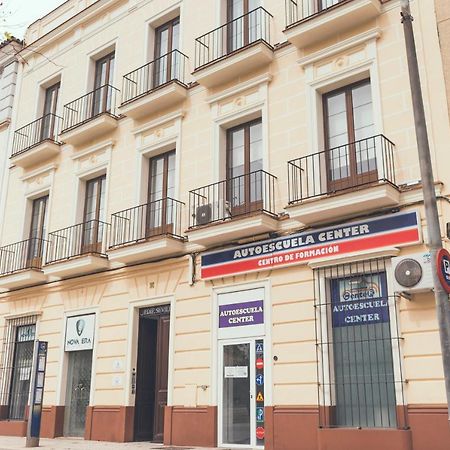 Apartamentos Puerta Sevilla Jerez de la Frontera Bagian luar foto