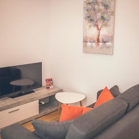 Apartamentos Puerta Sevilla Jerez de la Frontera Bagian luar foto
